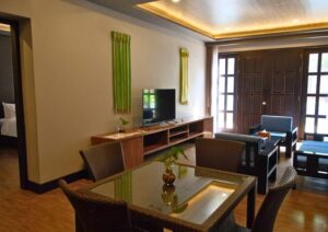 Suite Room 06